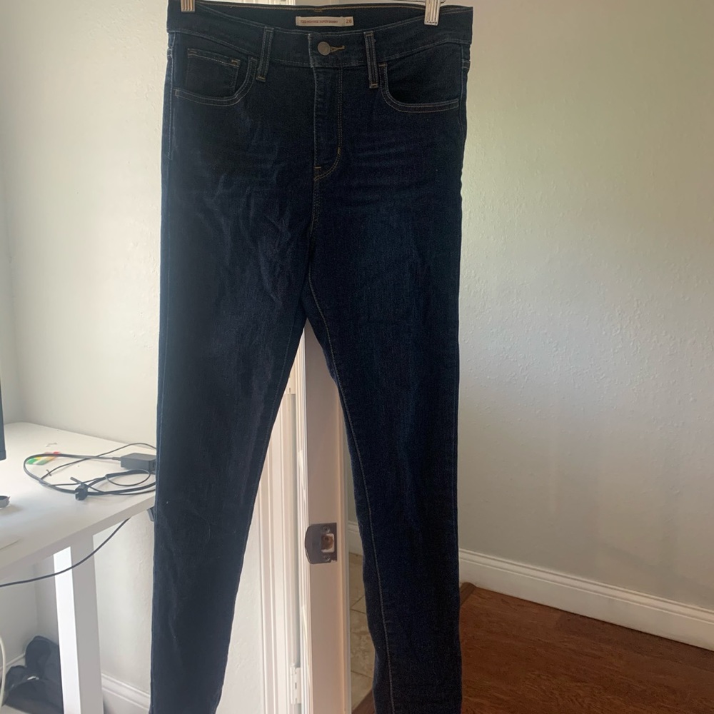 LEVI 720 High Rise Super Skinny